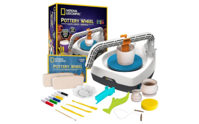 NATIONAL GEOGRAPHIC Pottery Wheel for Kids | Beginner Pottery Kit with Clay, Tools & Apron (Ages 8+)